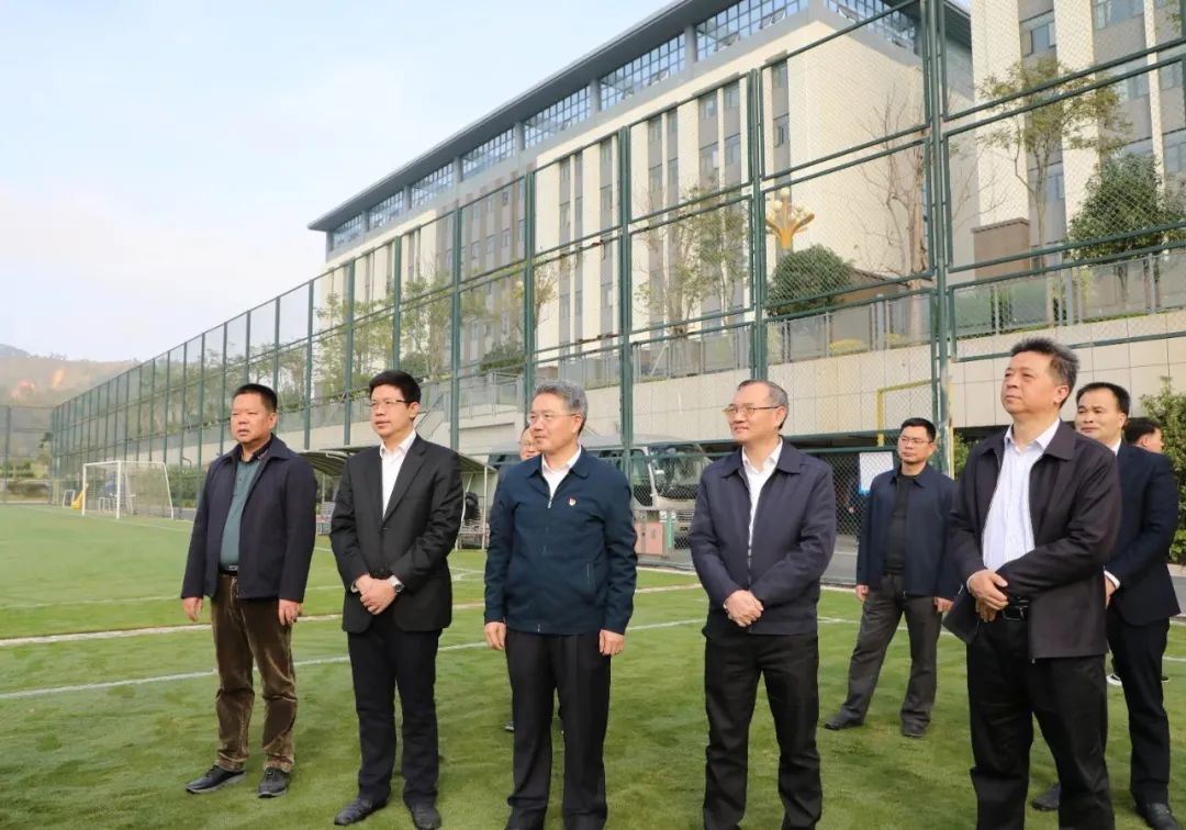调研足球2.jpg